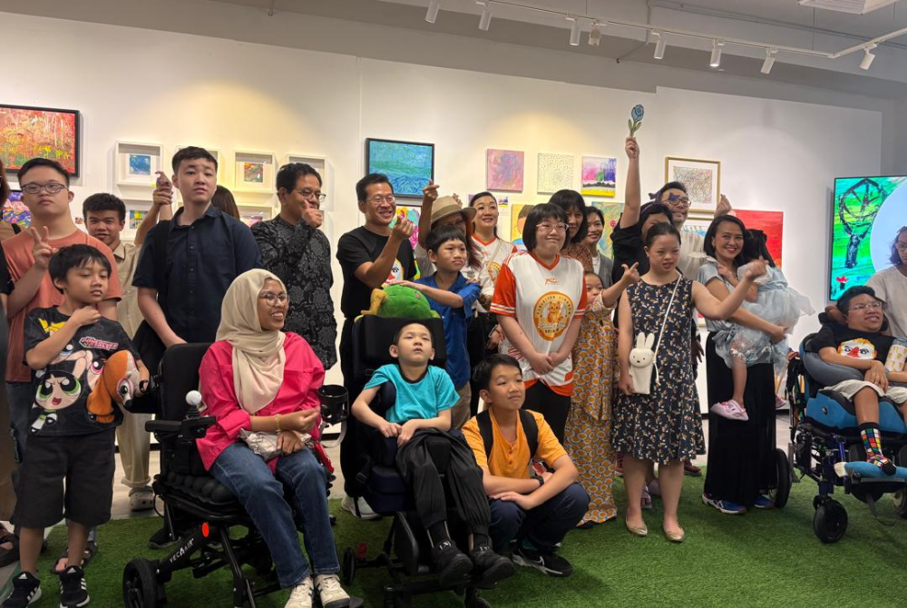 All young artists present at the gallery to showcase their work.