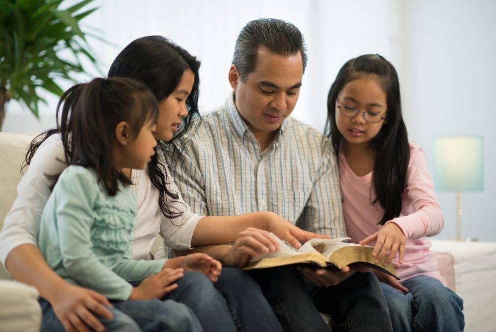 Replacing bedtime scrolling with reading can help families slow down and reconnect before sleep.