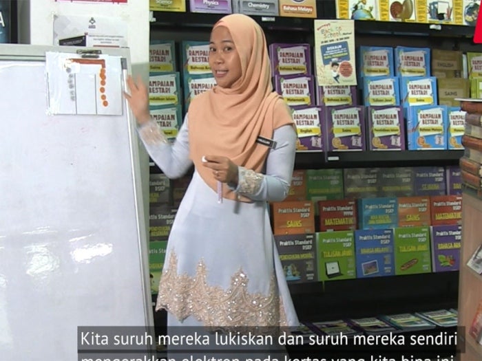 Anda rasa Kimia itu susah? Cikgu ini kongsi cara mudah faham