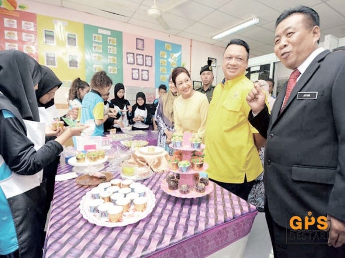 Pelajar perlu perkasa jati diri, bijak pilih rakan sebaya