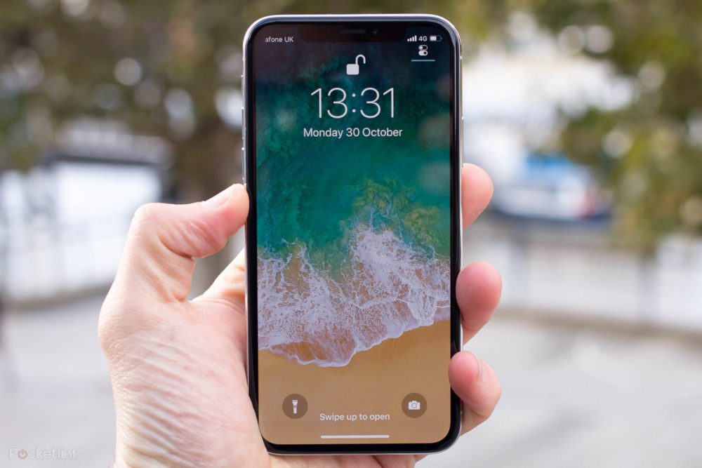142227-phones-review-iphone-x-review-photos-image1-ahdsiyvum0