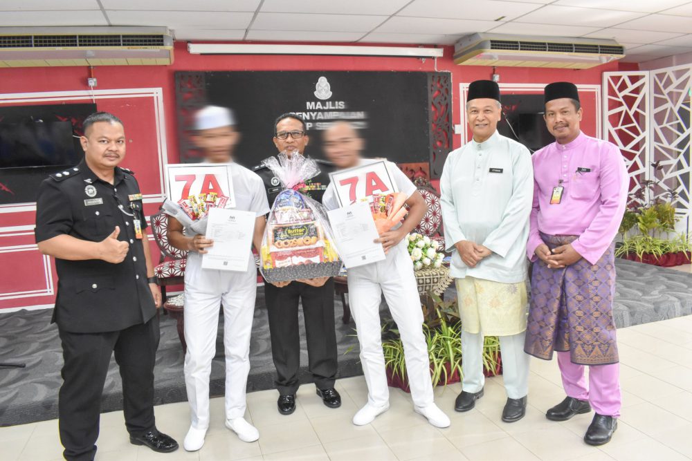 sekolah henry gurney pelajar SPM