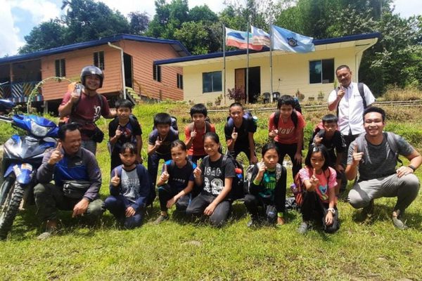 “Sediakan akses jalan raya yang sempurna buat kami” - Harapan tinggi seorang guru besar