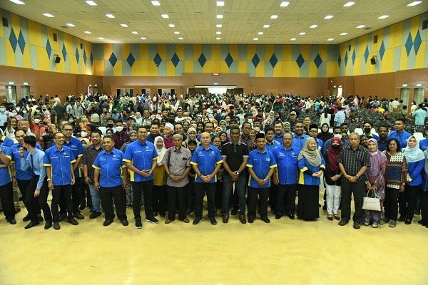 Walau diuji dengan penyakit misteri, Fatini tetap raih 9A SPM, diterima masuk UniMAP