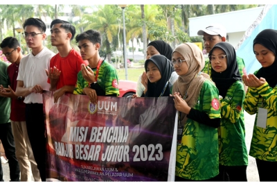 Seramai 60 sukarelawan UUM digerakkan ke Johor bagi membantu mangsa banjir