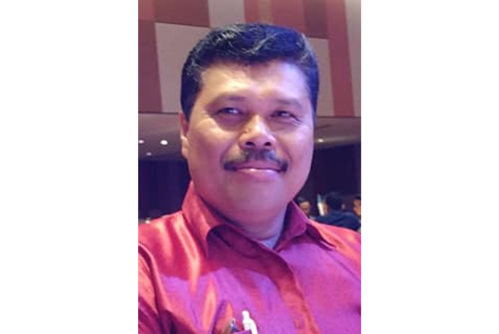 Profesor Madya Dr Nazarudin.