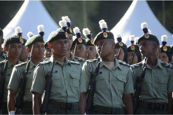 Terdapat beberapa tujuan kawad kaki antaranya membentuk ahli pasukan yang mempunyai tahap disiplin tinggi, cergas dan taat perintah.