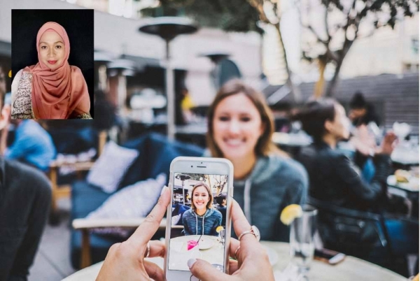 Kita perlu berhati-hati dalam berkongsi maklumat agar tidak merosakkan privasi diri dan tentunya bukan untuk menunjuk-nunjuk dan menimbulkan perasaan riak. (Gambar hiasan) 