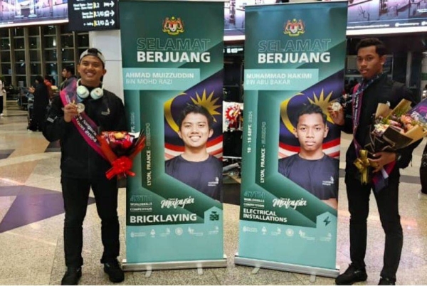 Kejayaan Ahmad Muizzuddin (kiri) dan Muhammad Hakimi (kanan) dalam WSC 2024 membuktikan usaha keras, ketekunan dan komitmen mereka berbaloi. 
