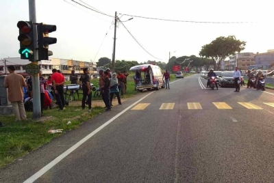 Mangsa patah ibu jari kaki kanan serta luka di kaki dan tangan. 