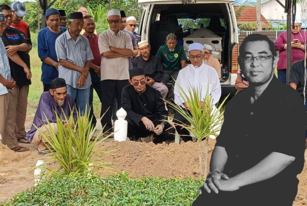 Mohd Nazaruddin atau Kipas Hikmat (kanan) meninggal dunia pada pukul 9.08 malam tadi di kediamannya di Kampung Bentong, Kluang, Johor. Kredit foto: Facebook Emi Sue 