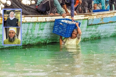 Penduduk di kawasan luar bandar memperoleh pendapatan harian melalui hasil pertanian dan tangkapan ikan, justeru fenomena seperti banjir, hakisan pantai, ombak besar dan letusan gunung berapi menyebabkan tenaga buruh tidak dapat menjalankan pekerjaan terutama ketika musim monsun. Foto: Canva. Gambar kecil: Izzati dan Jaharudin 