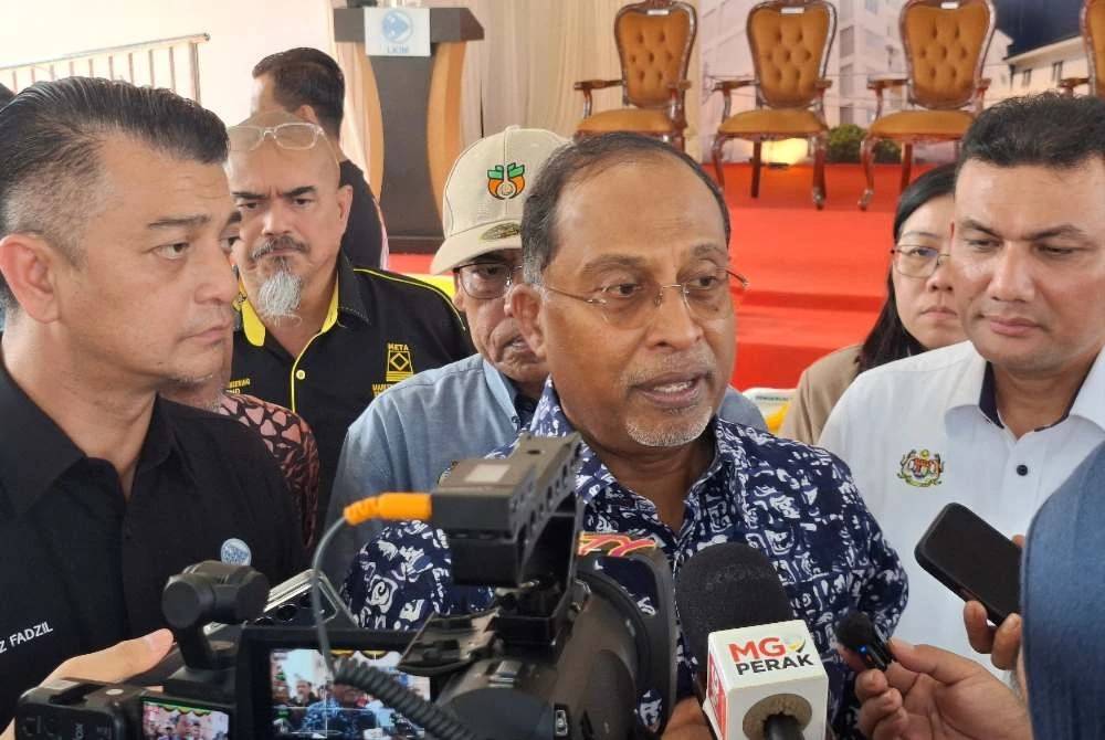 Zambry ketika ditemui pemberita pada Khamis.