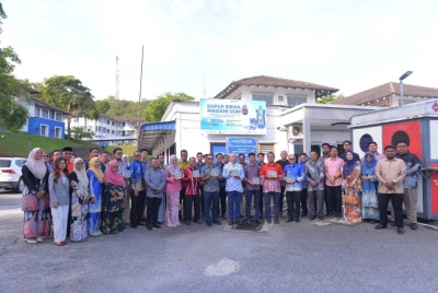 Dr Ahmad Martadha berkata, program berkenaan juga merupakan usaha pihaknya dalam mengurangkan isu pelajar yang memerlukan makanan. 