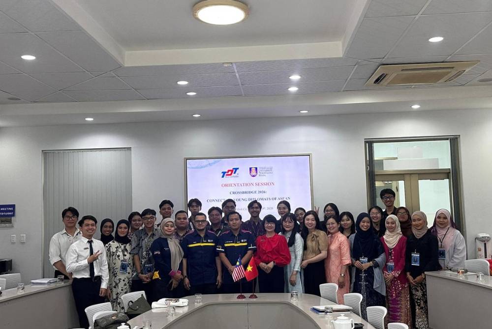 Sebahagian peserta yang menyertai CrossBridge 2026: Connecting Young Diplomats of ASEAN baru-baru ini. 