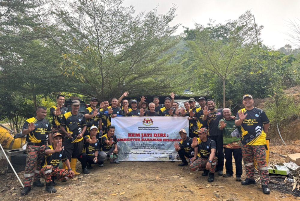 Seramai 21 guru dari Daerah Pasir Putih terlibat dalam Program Kem Jati Diri Guru.