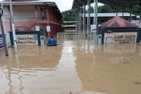 SMK Saint Paul, Beaufort antara sekolah terjejas akibat banjir.