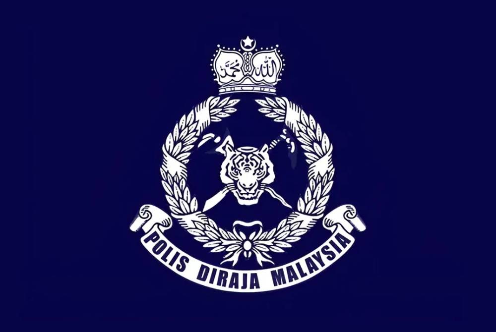 Polis menahan seorang guru besar bagi membantu siasatan berkaitan kes memukul seorang murid lelaki Tahun Satu sehingga menyebabkan kecederaan Selasa lepas. 