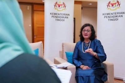 Azlinda yakin konsep single window dan single offer menerusi UPUOnline mampu memperluas peluang kemasukan kepada lebih ramai pelajar ke - 20 universiti awam