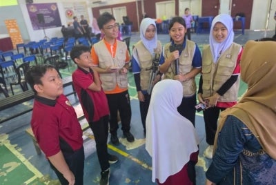 Kumpulan peserta dilihat aktif berkongsi idea dan pandangan sepanjang aktiviti dijalankan. 
