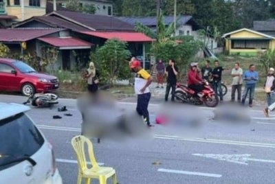 Situasi di lokasi kejadian sebaik nahas berlaku terhadap empat mangsa yang merupakan pelajar sekolah.