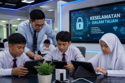 Dalam konteks pendidikan moden yang banyak bergantung kepada internet, pandangan guru dilihat penting bagi menilai keseimbangan antara keselamatan digital dan keperluan pembelajaran generasi muda. 