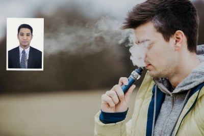 Penggunaan produk tembakau bukan sahaja menjejaskan kesihatan fizikal, malah turut memberi implikasi terhadap kesihatan mental pengguna. Foto: Canva. Gambar kecil: Profesor Madya Dr Mohd Nazri