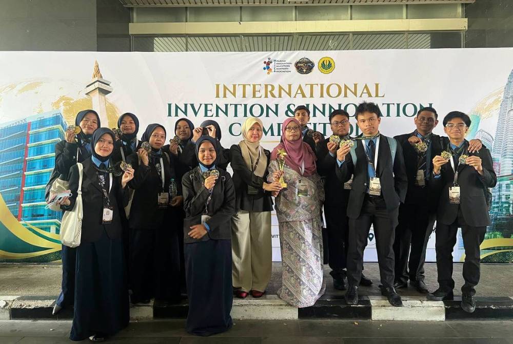 Pasukan yang terdiri daripada 12 pelajar sekolah itu mengharumkan nama negara menerusi penyertaan dalam Innovation World Cup 2026 dan International Invention & Innovation Competition 2026 yang berlangsung di Universitas Negeri Jakarta, Indonesia.