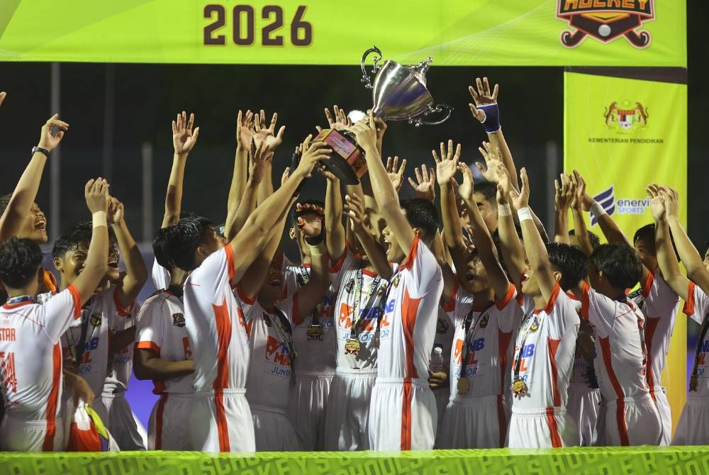 STAR meraikan kejayaan merangkul kejuaraan sulung SSH 2026 setelah menewaskan SERATAS, 6-2 dalam perlawanan akhir di Stadium Hoki Tengku Abdullah baru-baru ini.