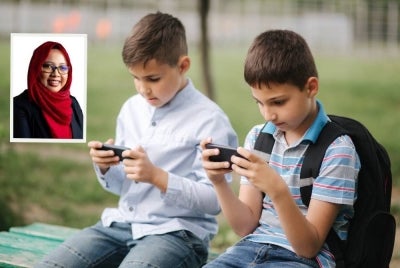 Dalam dunia digital, anak-anak tidak semestinya keluar daripada internet apabila satu pintu rasmi ditutup. Mereka boleh berpindah ke akaun ibu bapa, akaun palsu, kumpulan sembang, platform permainan, aplikasi mesej, ruang penstriman atau identiti digital yang lebih sukar dikesan. Foto: Canva. Gambar kecil: Dr Mastura