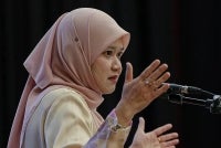 Fadhlina 