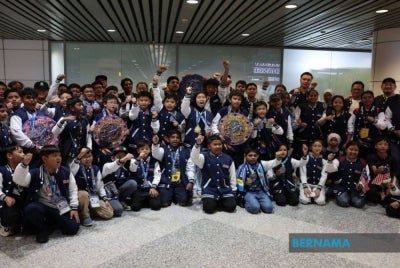 Kejayaan pasukan Malaysia di Beijing bukan sahaja mencerminkan kemampuan pelajar tempatan bersaing di pentas antarabangsa, malah membuktikan usaha berterusan dalam pembangunan bakat muda.   