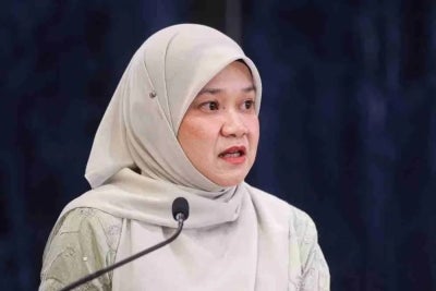 Fadhlina 