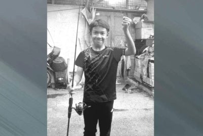 Dalam kejadian jam 5.15 petang itu, Mohamad Amiruddin Anwar dikatakan meninggal dunia dalam perjalanan ke HRPZ II.