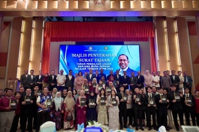 Kini 27 pelajar terbaik STPM 2025 melangkah ke fasa baharu dengan tajaan yuran pengajian menjadi pemangkin untuk mereka terus mengejar cita-cita. 