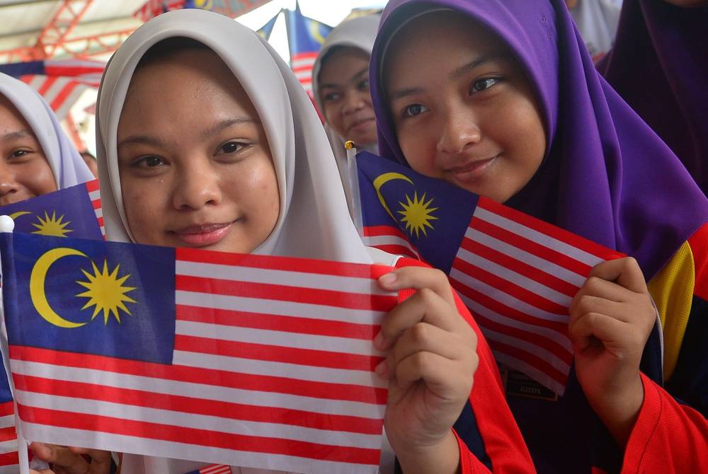 JURUGAMBAR: ASRIL ASWANDI ABD SHUKOR