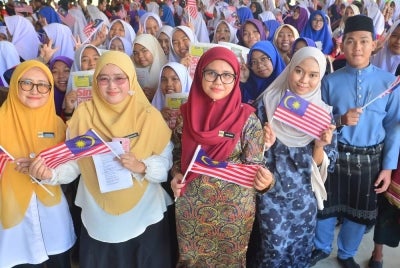 Bukan sekadar menyemarakkan Hari Malaysia, program ini juga memberi peluang kepada warga sekolah mengenali lebih dekat peranan SD Guthrie melalui sesi perkongsian dan soal jawab. 