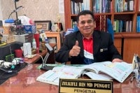 Zulkifli mahu menilai sendiri tahap kesukaran kertas soalan dan perubahan format peperiksaan, selain memahami cabaran yang dihadapi pelajar dari perspektif seorang calon.