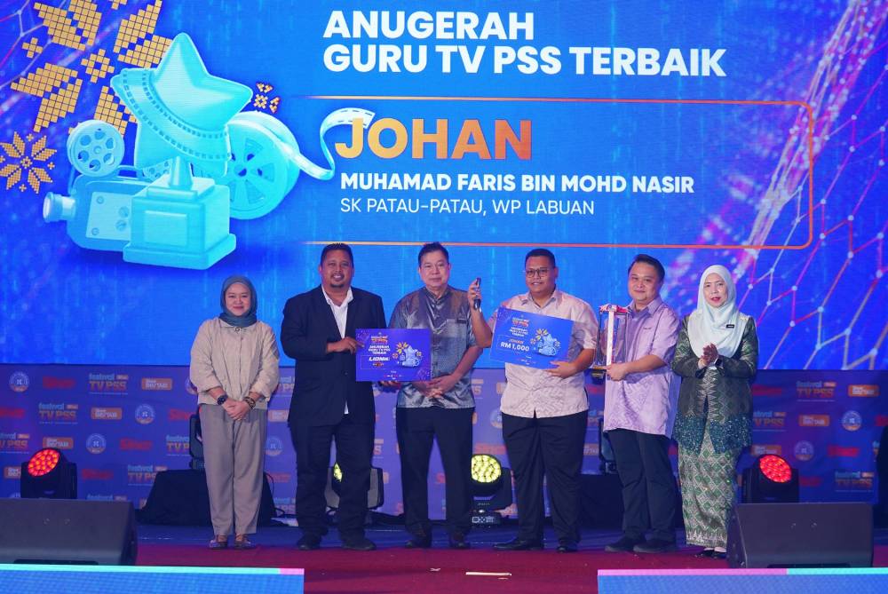 Muhamad Faris dinobatkan sebagai Johan kategori Guru TV PSS Terbaik. FOTO: MOHD HALIM ABDUL WAHID