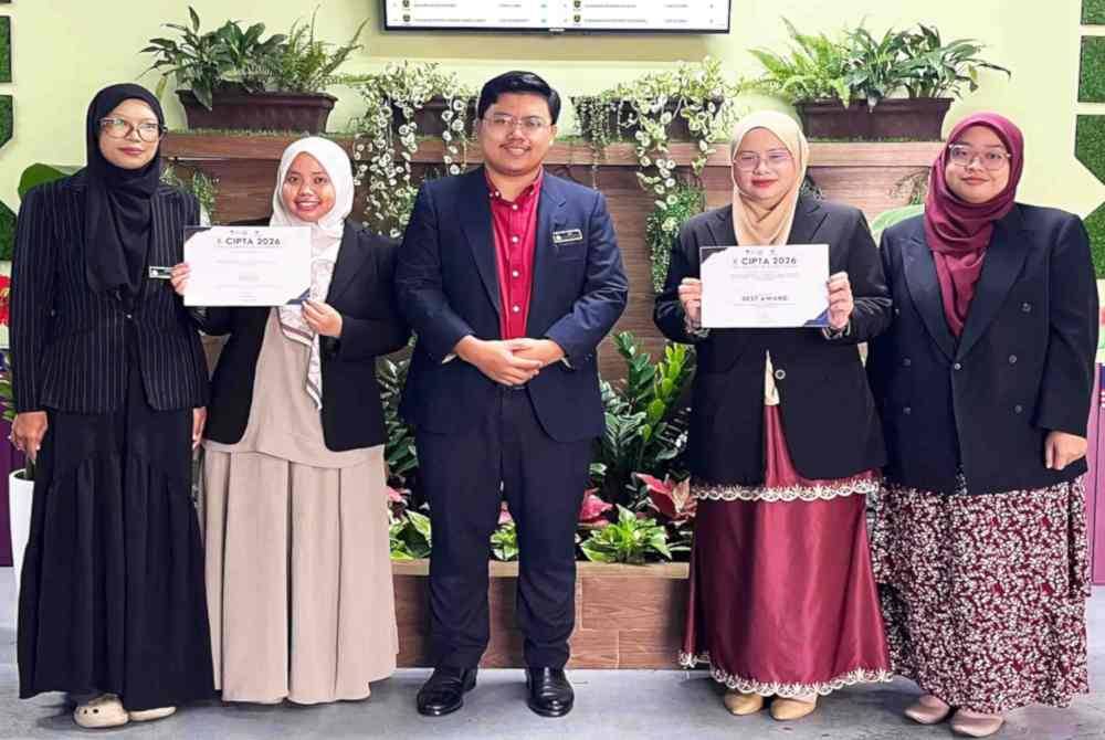 Guru sebagai pencetus inovasi. Barisan guru Al-Amin Darul Musthofa di sebalik pembangunan Akhlaq360 yang memacu pembentukan akhlak murid melalui teknologi digital.