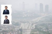 Selama ini, isu jerebu sering dikaitkan dengan masalah kesihatan awam, kemerosotan kualiti udara, gangguan aktiviti ekonomi dan sektor pelancongan. Namun, dalam landskap tenaga yang semakin bergantung kepada sumber boleh baharu, jerebu sebenarnya berpotensi menjadi ancaman baharu terhadap keselamatan bekalan elektrik negara. Foto: Bernama. Gambar kecil: Profesor Madya Ts Dr Mohamad Fani dan Profesor Ir Dr Musthafah