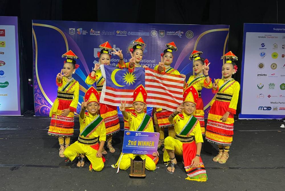 Tahniah buat semua murid, guru dan jurulatih. Semoga kejayaan ini menjadi pembakar semangat untuk terus mengembangkan bakat dan mengharumkan nama negara.