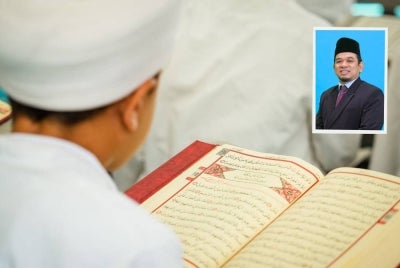 Persoalannya, bagaimana pendidikan turath dan sistem pondok dapat terus mempertahankan identiti serta kekuatan tradisinya, pada masa sama menyediakan generasi yang mampu menghadapi cabaran masa hadapan? Foto: Canva. Gambar kecil: Profesor Dr Azmil 