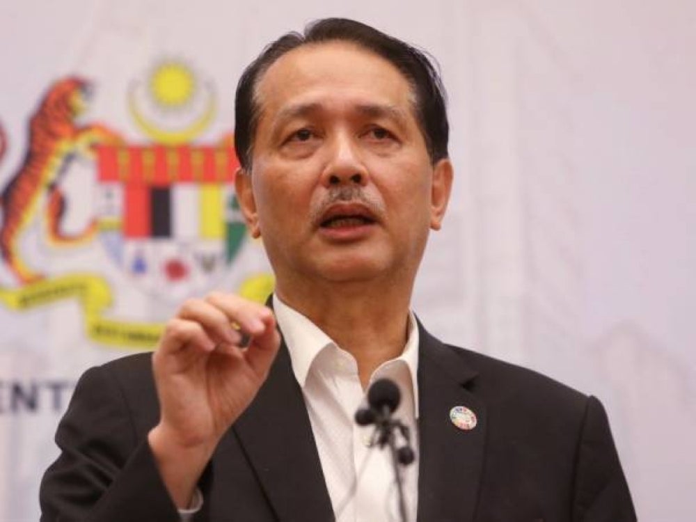 Health director-general Tan Sri Dr Noor Hisham Abdullah provided a Rt breakdown according to states with Putrajaya, Kuala Lumpur, Selangor, Kelantan, Negri Sembilan and Pahang recording more than 1.0 on Nov 11. 