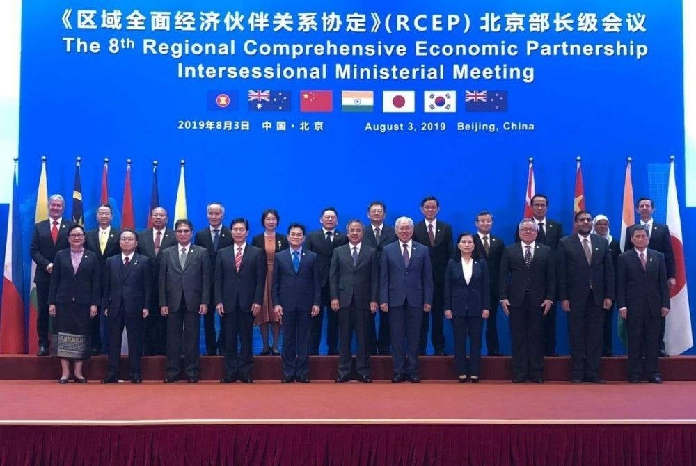 The Ministers from the 16 RCEP Participating Countries (RPCs) gathered in Beijing in August 2019 for the 8th RCEP Intersessional Ministerial Meeting to review developments in the RCEP negotiations. (Source: asean.org)