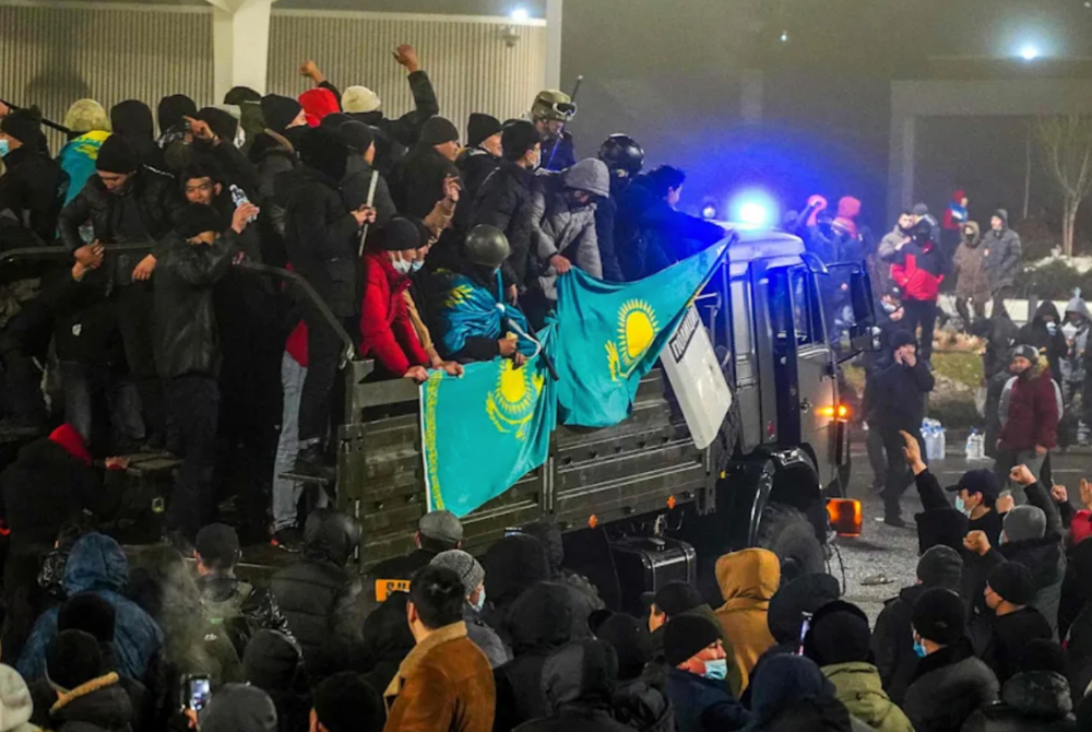 Protesters take part in a rally over a hike in energy prices in Almaty, Kazakhstan, on Jan. 5, 2022. (Source: AFP/Abduaziz Madyarov)