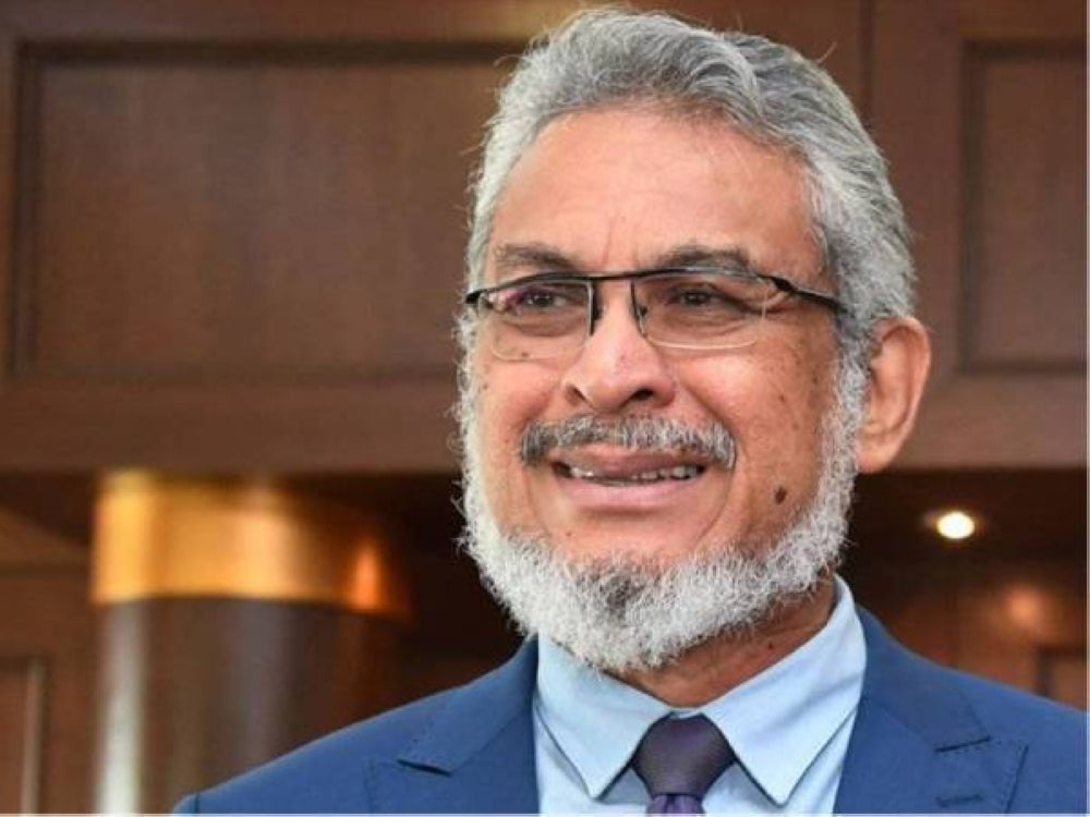 Pakatan Harapan could still be in power if Dr Mahathir played delayed tactics, said Khalid Samad.