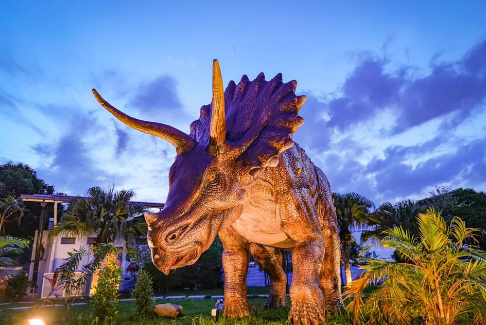 Dinosaur Encounter Teruntum