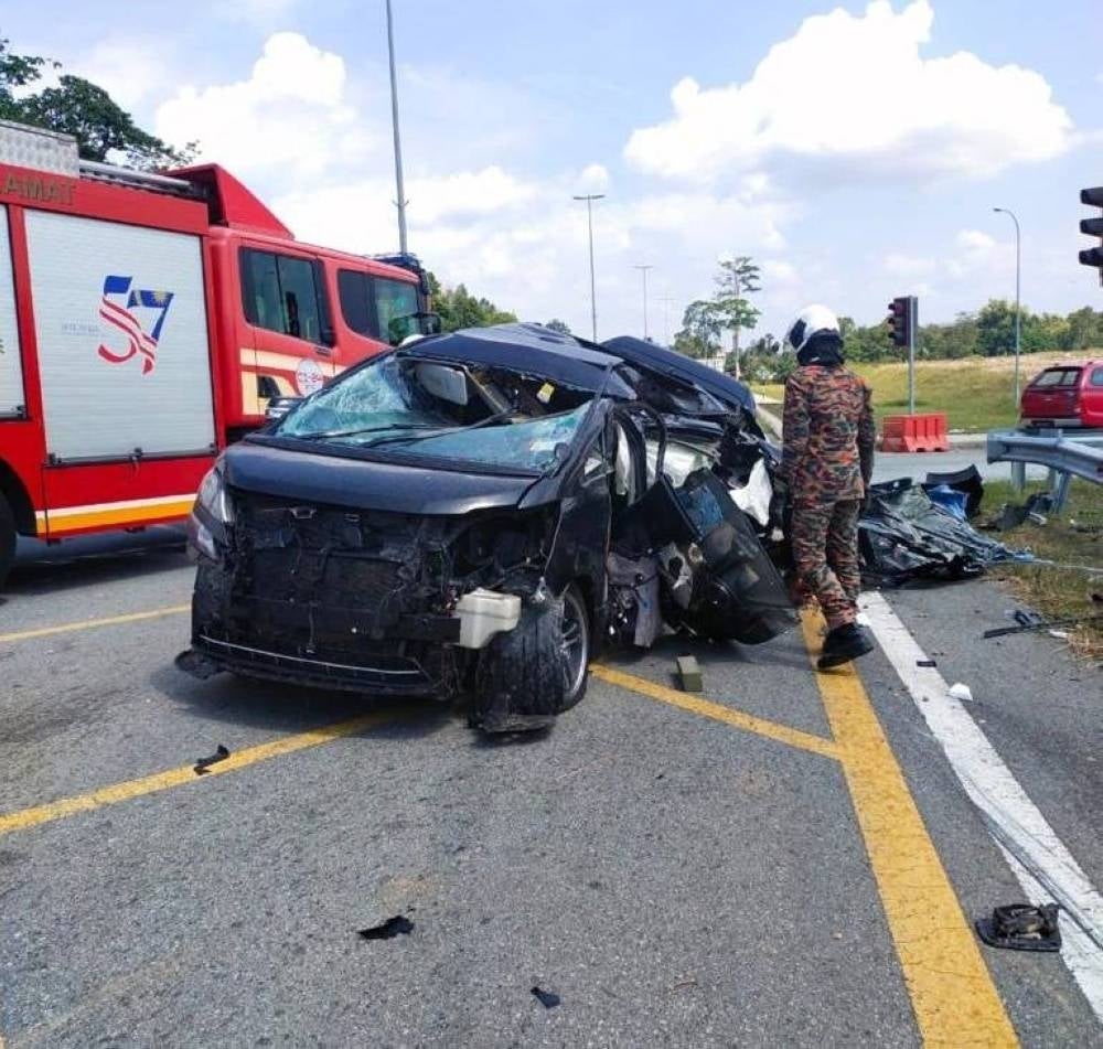 Housewife Raihan Mohamad, 43, and her three children were killed when another vehicle rammed into their car at KM2 of Jalan Lebu-Felda Mempaga, Bentong, last week -Pic Source: BERNAMA/TWITTER