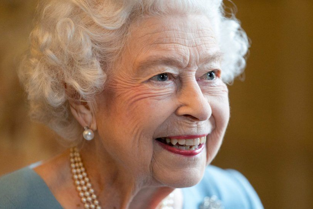 Queen Elizabeth II on Sunday became the first British monarch to reign for seven decades. (Source: AFP)